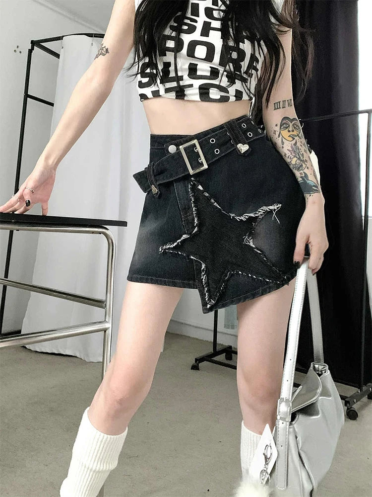 Women's Black Gothic A-line Denim Star Skirt Vintage 90s Aesthetic Y2k Mini Cowboy Skirt Harajuku Jeans Skirts Emo 2000s Clothes