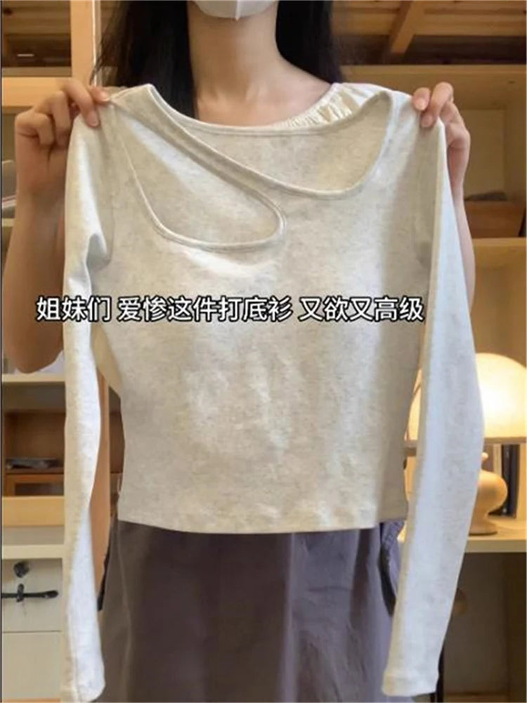 Women's Black Gothic T-shirt Harajuku Korean 90s Aesthetic Y2k Tee Top Vintage Long Sleeve Emo T-shirts Emo 2000s Clothes 2024